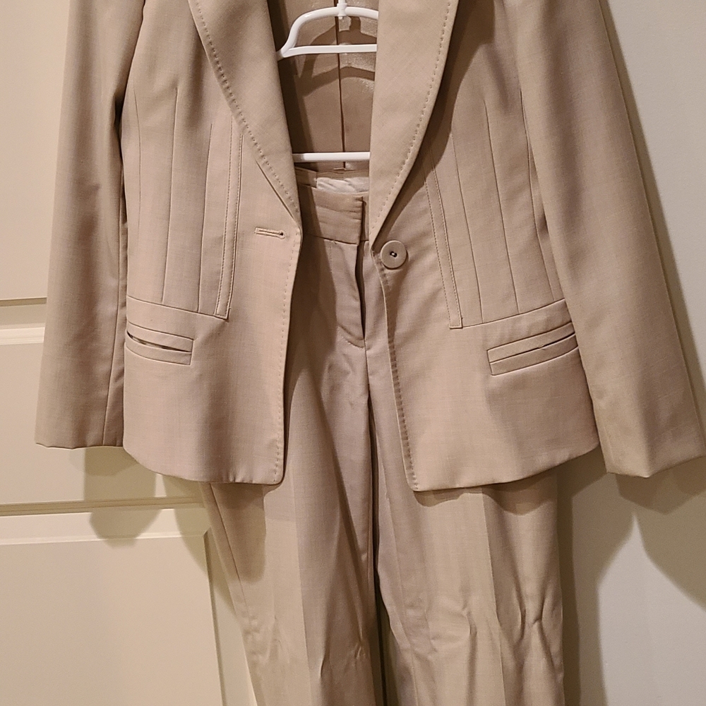 Ann Klein Camel Suit size 2